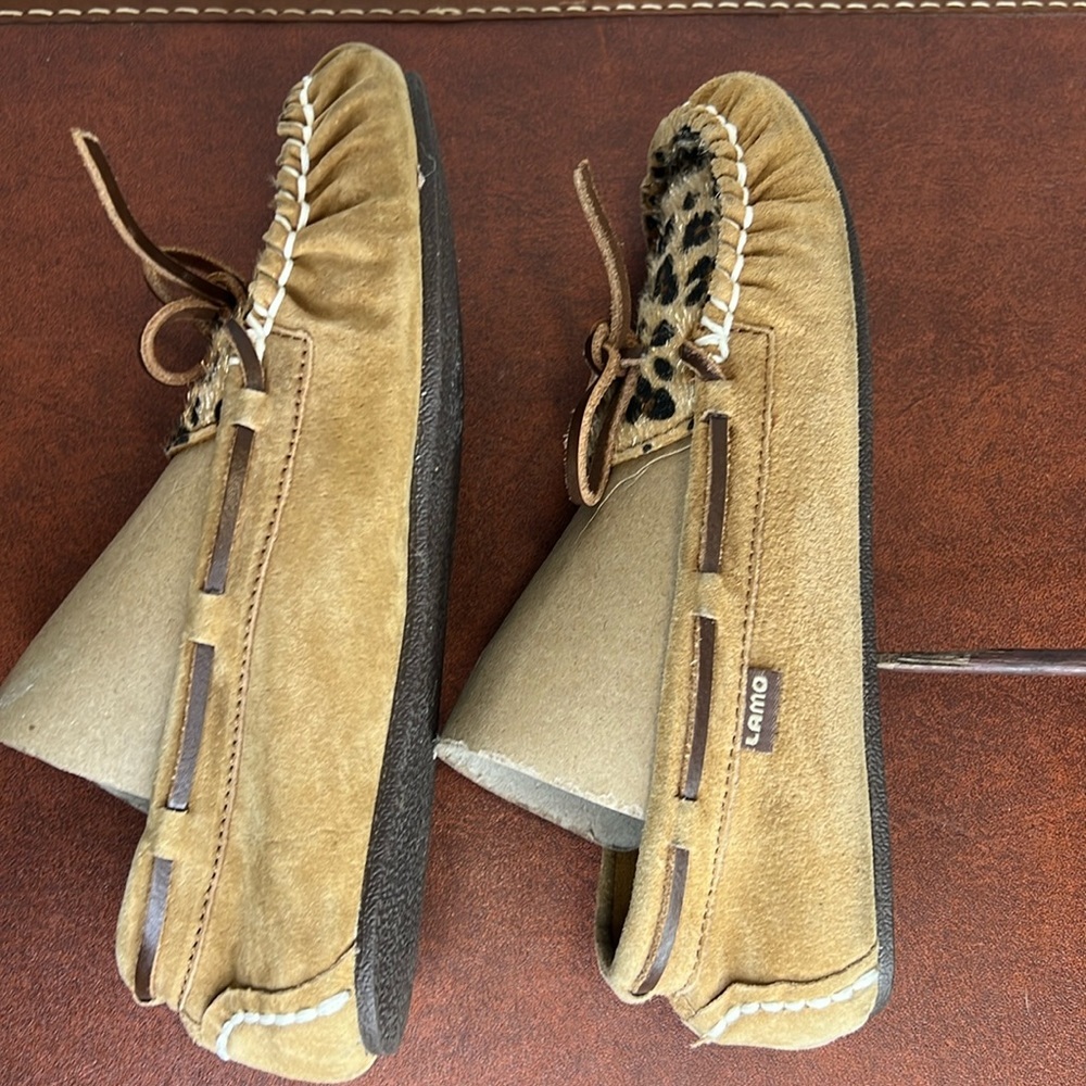 Lamo Slippers Size 5 - Picture 7 of 11